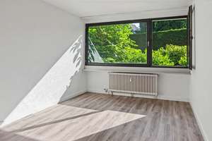 Mönchengladbach - helle 2-Zimmer-Wohnung mit Balkon in zentraler Wohnlage – Die vollständige Adresse der Immobilie erhältst du vom Anbieter., 41239 Schrievers, Mönchengladbach – Vorschaubild 1