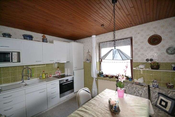 Immobilie in Groven - Vielseitig nutzbares Wohnhaus in ruhiger Seitenstraßenlage von Lunden - Bild 6