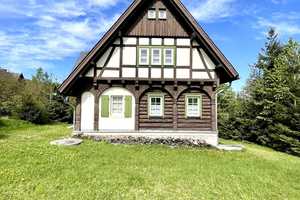 Traumhaftes Grundstück am Waldrand!
Gepflegtes Einfamilienhaus im Fachwerk-
Stil in ruhiger Lage – Sächsische Schweiz-Osterzgebirge (Kreis) – Vorschaubild 3