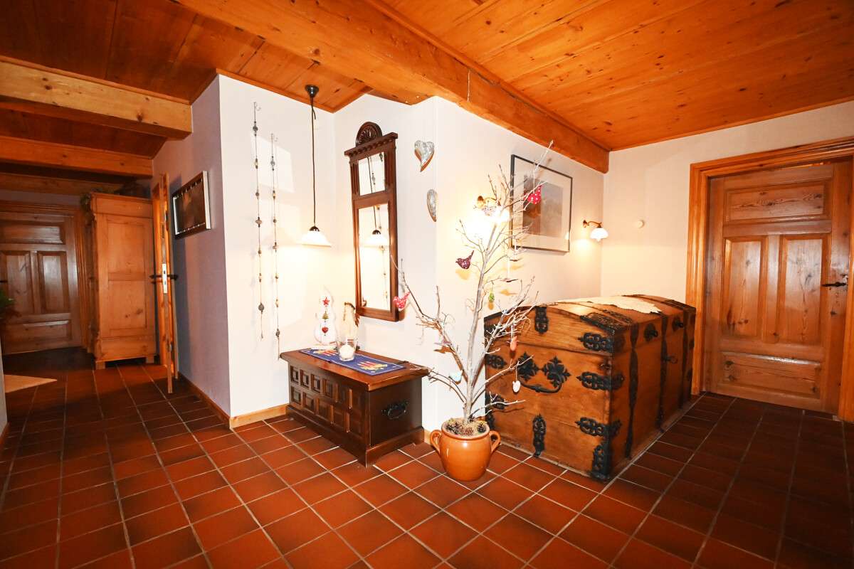 Immobilie in Risum-Lindholm - Reetdachkate mit historischem Flair & Gartenidylle vereint - Bild 9