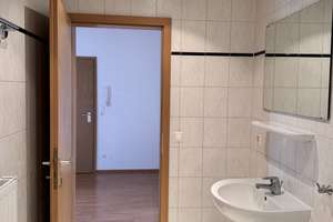 Vielseitig nutzbar: Vermieten oder einziehen – gepflegte DG-Wohnung in Top-Lage – Löschenhofweg 111, 47829 Uerdingen, Krefeld – Vorschaubild 11