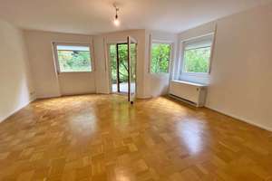 Frisch renovierte 2,5-Zimmer mit Terrasse und Garagenstellplatz direkt an der Steinlach