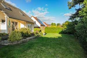 *Reserviert* - Niedersedlitz - 2005 erbautes, bezugsfreies Einfamilienhaus mit Garage – Bornaer Weg 5, 1257 Niedersedlitz, Dresden – Vorschaubild 3