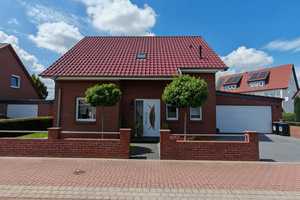 Einfamilienhaus (130 m²) mit Sauna, Doppelgarage  Bj. 2008 – Hannover (Kreis) – Vorschaubild 1