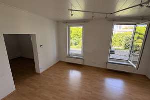 2 Zimmer, Küche, Bad für Single oder Paar Ko.-Pfaffendorf