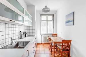 Stalinbau-Ensemble: praktische und helle 2-Zimmer-Wohnung direkt auf der Frankfurter Allee – Die vollständige Adresse der Immobilie erhältst du vom Anbieter., 10247 Friedrichshain, Berlin – Vorschaubild 6