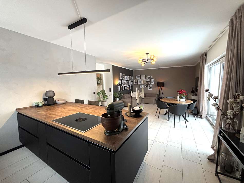 Küche-Wohn/Esszimmer