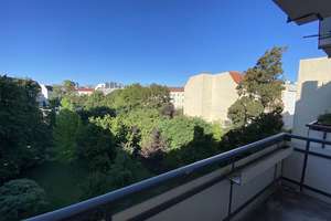 Ruhig wohnen mit schönem Blick in den grünen Innenhof – Fritz-Kirsch-Zeile 24, 12459 Oberschöneweide, Berlin – Vorschaubild 3