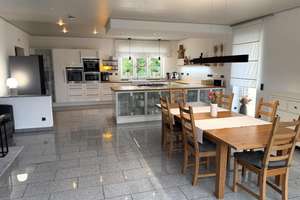 Großzügige Maisonettewohnung mit Garten und Stellplatz – Die vollständige Adresse der Immobilie erhältst du vom Anbieter., 47807 Fischeln, Krefeld – Vorschaubild 2