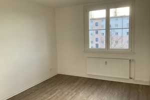 Frisch renoviert: WG-geeignete 3-Zimmer-Wohnung mit Balkon! – Friedrich-Ebert-Str. 5, 39114 Magdeburg – Vorschaubild 4