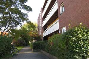 Ihre neue Wohnung: 1-Zimmer-Single-Appartment mit Balkon und Fahrstuhl, frisch saniert! – Mönkhofer Weg 61, 23562 Sankt Jürgen, Lübeck – Vorschaubild 2