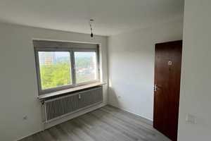 Großzügige 4,5-Zimmer-Wohnung in attraktiver Lage – Reutlingen (Kreis) – Vorschaubild 20