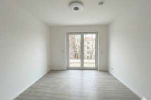 Urbaner Wohnkomfort: Hochwertige 3-Zimmer-Wohnung mit Balkon, Bad en Suite & moderner Ausstattung – Die vollständige Adresse der Immobilie erhältst du vom Anbieter., 80804 Münchner Freiheit, München – Vorschaubild 4