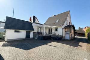 Gepflegtes Haus-  inklusive Grundstück mit Teilungspotenzial in BS-Völkenrode
