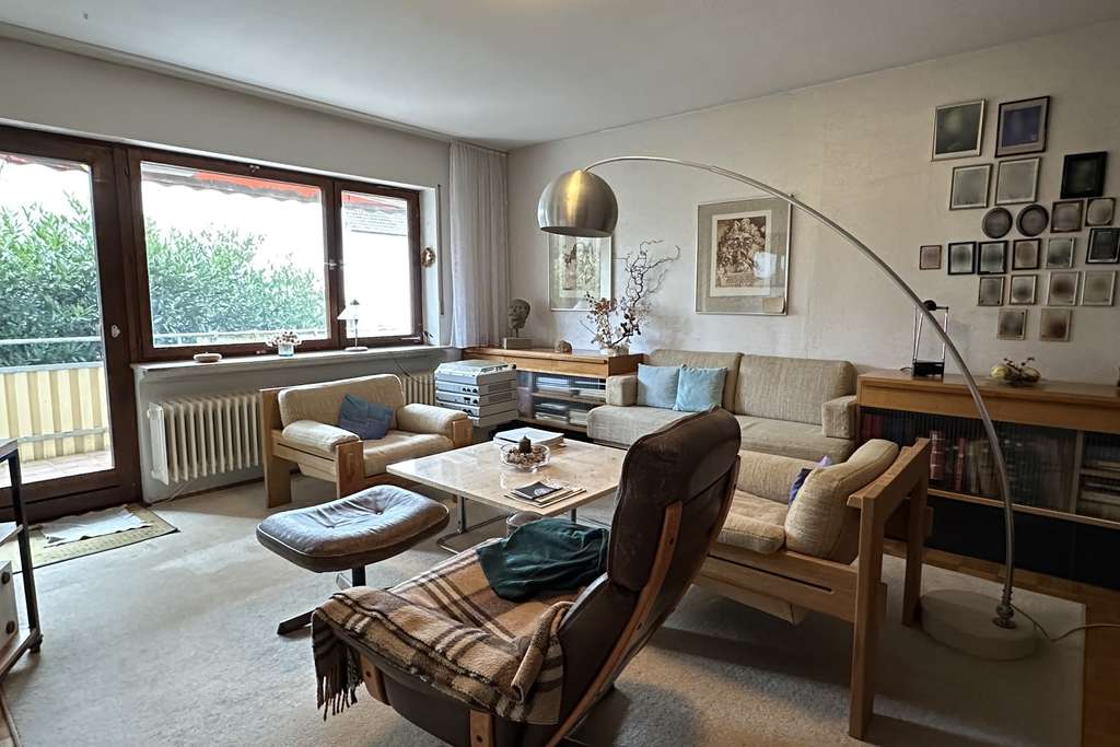 Immobilie in Weikersheim - Vermietetes Einfamilienhaus in beliebter Wohnlage - Bild 2