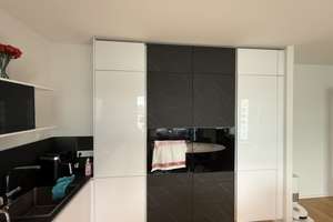 Neuwertige 2-Raum-Wohnung mit Balkon und Einbauküche in München – Angela-Molitoris-Platz 7, 81245 Neupasing, München – Vorschaubild 1
