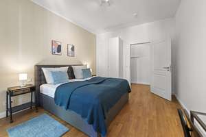 Friedrichshain: 3-Zimmer-Altbauwohnung zzgl. Essküche, Balkon, Fernwärme, Stuck, Parkett, ruhige Lag – Warschauer Straße 61, 10243 Friedrichshain, Berlin – Vorschaubild 14