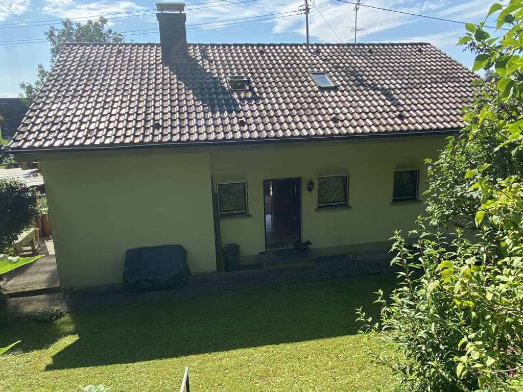 Immobilie in Tettnang - Hier treffen sich Generationen - Zweifamilienhaus in TT-Hiltensweiler - Bild 1