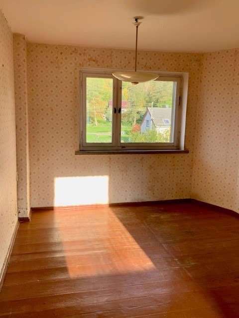 Immobilie in Heinsdorfergrund - Älteres Haus sucht Handwerker ! - Bild 2