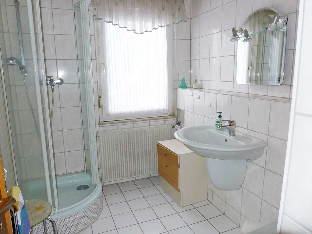 Immobilie in Aßlar - Gemütliches Wohnhaus - vielseitg nutzbar - optional mit Baugrundstück - Bild 7