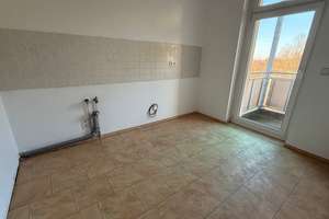 2. OG - Laminat, geräumige Küche mit Balkon – Mosenstraße 5, 9130 Sonnenberg, Chemnitz – Vorschaubild 3