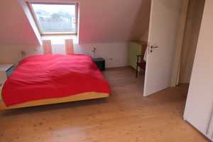 Von Privat ohne Maklerprovision: Geräumiges Reihenendhaus m. Stellplatz vor dem Haus u. gr. BikePort – Düsseldorf – Vorschaubild 8
