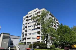 Schöne, sofort beziehbare, Wohnung mit Weitblick und TG-Stellplatz!