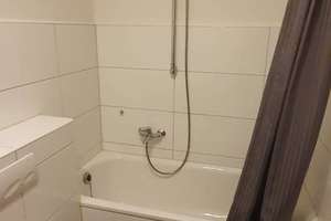Kleines, renoviertes Apartment in gepflegter WEG unweit vom Gräfrather Marktplatz – Die vollständige Adresse der Immobilie erhältst du vom Anbieter., 42653 Gräfrath, Solingen – Vorschaubild 5