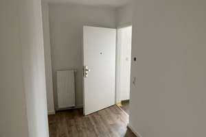 Schöne und helle 2 Zimmerwohnung in einem ruhigen Hinterhaus zentral in Wiesbaden – Die vollständige Adresse der Immobilie erhältst du vom Anbieter., 65183 Mitte, Wiesbaden – Vorschaubild 17