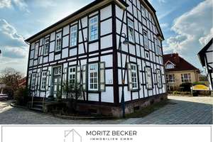 Liebhaberobjekt: Denkmalgeschütztes Pfarrhaus mit Nebengebäuden, Garagen und großem Grundstück! – Die vollständige Adresse der Immobilie erhältst du vom Anbieter., 37176 Nörten-Hardenberg – Vorschaubild 2