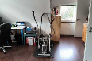 !! Reserviert !! Geräumiges Zweifamilienhaus in guter Lage mit großem Grundstück in BS-Wenden – Braunschweig – Vorschaubild 6