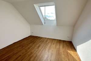 Frisch sanierte 3-ZKB Dachgeschosswohnung direkt an der "Deciusstraße" mit 
opt. TG-Stellplatz! – Die vollständige Adresse der Immobilie erhältst du vom Anbieter., 33611 Schildesche, Bielefeld – Vorschaubild 7