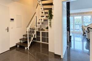Exklusive Maisonette-Dachgeschosswohnung mit großer Dachterrasse, Kamin & 3 – 63128 Dietzenbach – Vorschaubild 12