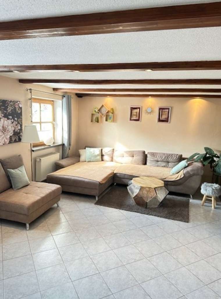 Immobilie in Leiblfing - Großzügiges Einfamilienhaus mit Gewerbeoption, und Whirlpool - Bild 4