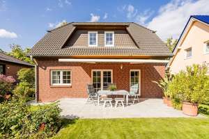 Lichterfelde - Lilienthal-Park! Tolles Haus - tolles Grundstück - mehr geht nicht...! 