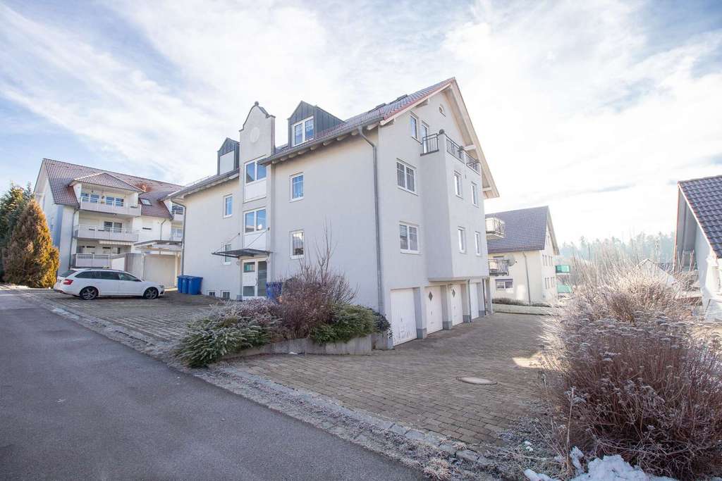 Immobilie in Pfullendorf - Komfortable Eigentumswohnung mit durchdachtem Grundriss und zwei Balkonen - Bild 1