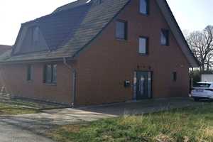Ruhig gelegenes Zweifamilienhaus mit großem Garten in Löhne-Mennighüffen zu verkaufen. – Herford (Kreis) – Vorschaubild 2