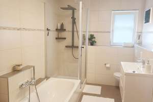 Exklusive 3-Zimmer Wohnung mit gehobener Ausstattung,EBK, Balkon – Friedrichshofener Straße 53a, 85049 Friedrichshofen-Hollerstauden, Ingolstadt – Vorschaubild 9