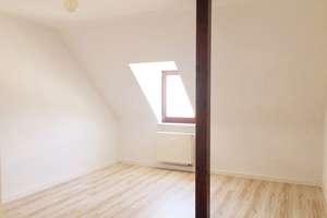 MEGA=》 JAHNSTR. 17 / CITY+UNI NAHE 4 ZI OASE, BALKON, EINBAUKÜCHE, TAGESLICHTBAD+WANNE – Die vollständige Adresse der Immobilie erhältst du vom Anbieter., 9126 Zentrum, Chemnitz – Vorschaubild 13