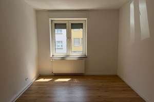 Vollständig renoviert in 2024 - Helle Erdgeschosswohnung mit schöner Aufteilung. – Heinrich-Strunk-Straße 42, 45143 Altendorf, Essen – Vorschaubild 2