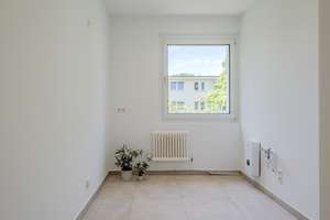 Helle Wohnung, Stuck, 5 J. Garantie – ohne Provision – Bruchwitzstraße 14b, 12247 Lankwitz, Berlin – Vorschaubild 13