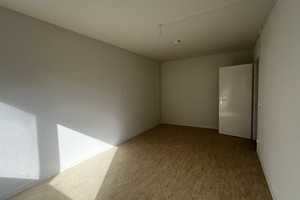 Große 3-Zimmer-Wohnung in guter Lage – Stichstraße 12, 13597 Berlin – Vorschaubild 5
