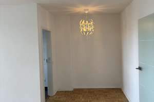 Stilvoll modernisiert: 3-Zimmer-Wohnung in Düsseldorf-Unterbach – 40627 Unterbach, Düsseldorf – Vorschaubild 3