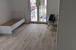Nur für Studenten/Vollzeitschüler | Stilvolle 1-Zimmer-Wohnung mit Einbauküche – Gabelsbergerstraße 56, 86199 Göggingen-Nordwest, Augsburg – Vorschaubild 2