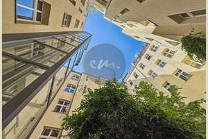 Für Sonnenanbeter und Lebemenschen: Lichtdurchflutete Dachgeschosswohnung mit Terrassen und Aufzug – Die vollständige Adresse der Immobilie erhältst du vom Anbieter., 10437 Prenzlauer Berg, Berlin – Vorschaubild 8