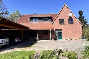 Wunderschönes Dreifamilienhaus mit 317m² zum wohnen und vermieten in Minden zu verkaufen!