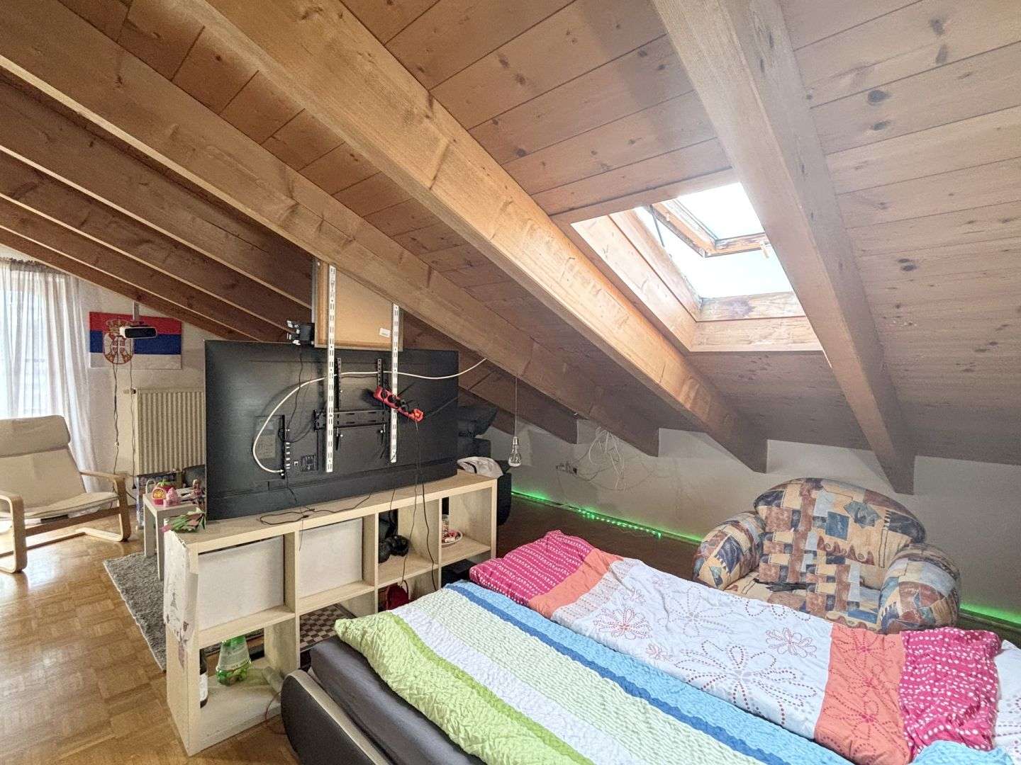 Immobilie in Ohlstadt - Ohlstadt: Gemütliches Dachgeschoss-Appartement mit Balkon, vermietet - Bild 3