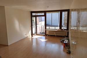 Helle 3,5-Zimmer Wohnung im 3. OG mit Balkon in Nürnberg Bleiweißviertel – Forsthofstraße 16, 90461 Glockenhof, Nürnberg – Vorschaubild 2