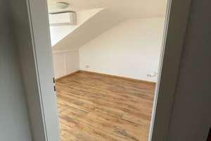 Provisionsfrei* SOFORT FREI! Rhein-nah - 2-Zm Penthouse Oberkassel - renoviert, Klimaanlage Einbaukü – Columbusstrasse 42, 40549 Oberkassel, Düsseldorf – Vorschaubild 17