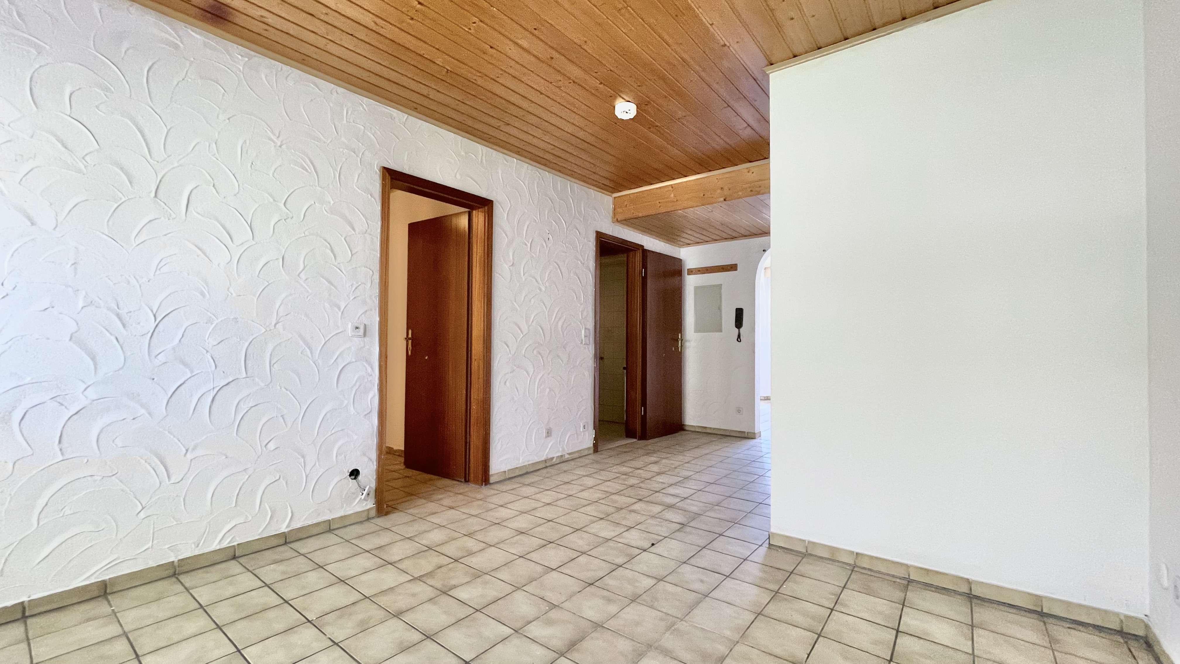 Frei ab sofort: Fürth, helle 4-ZW, 52m² im 2.OG mit Aufzug, Fürth – Bild 2